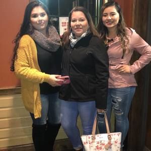 Meet your Posher, Elda